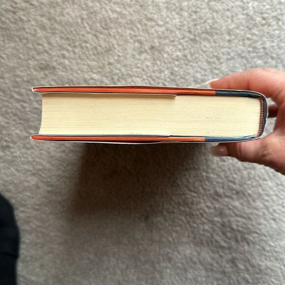 “Where the Crawdads Sing” a Hardback novel by Delia Owens! - Picture 3 of 6